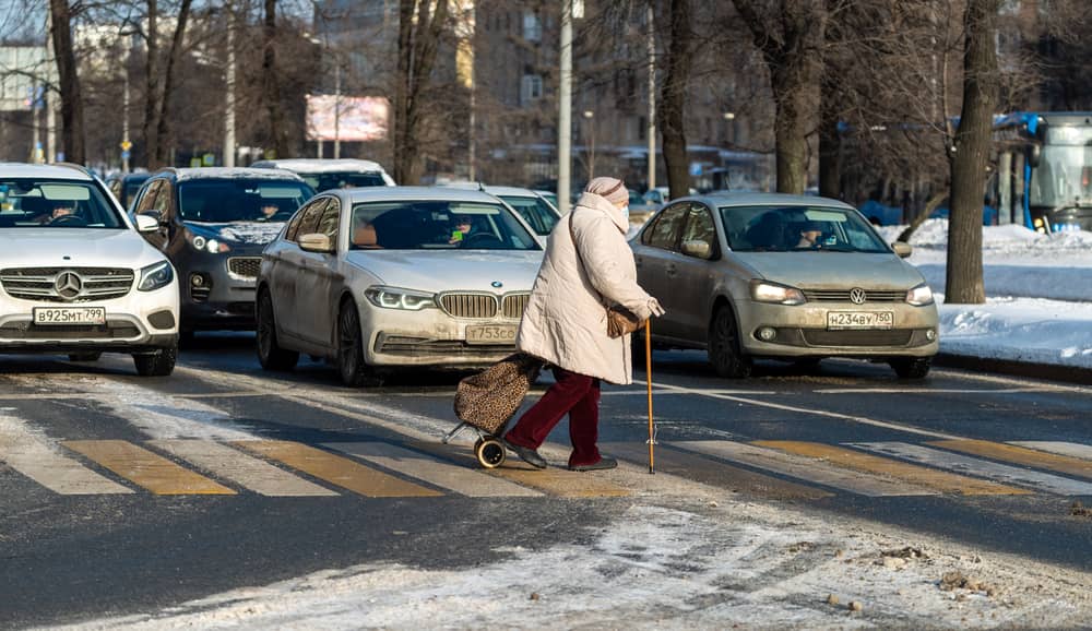 Как взыскать ущерб, если меня сбила машина? Отвечает юрист