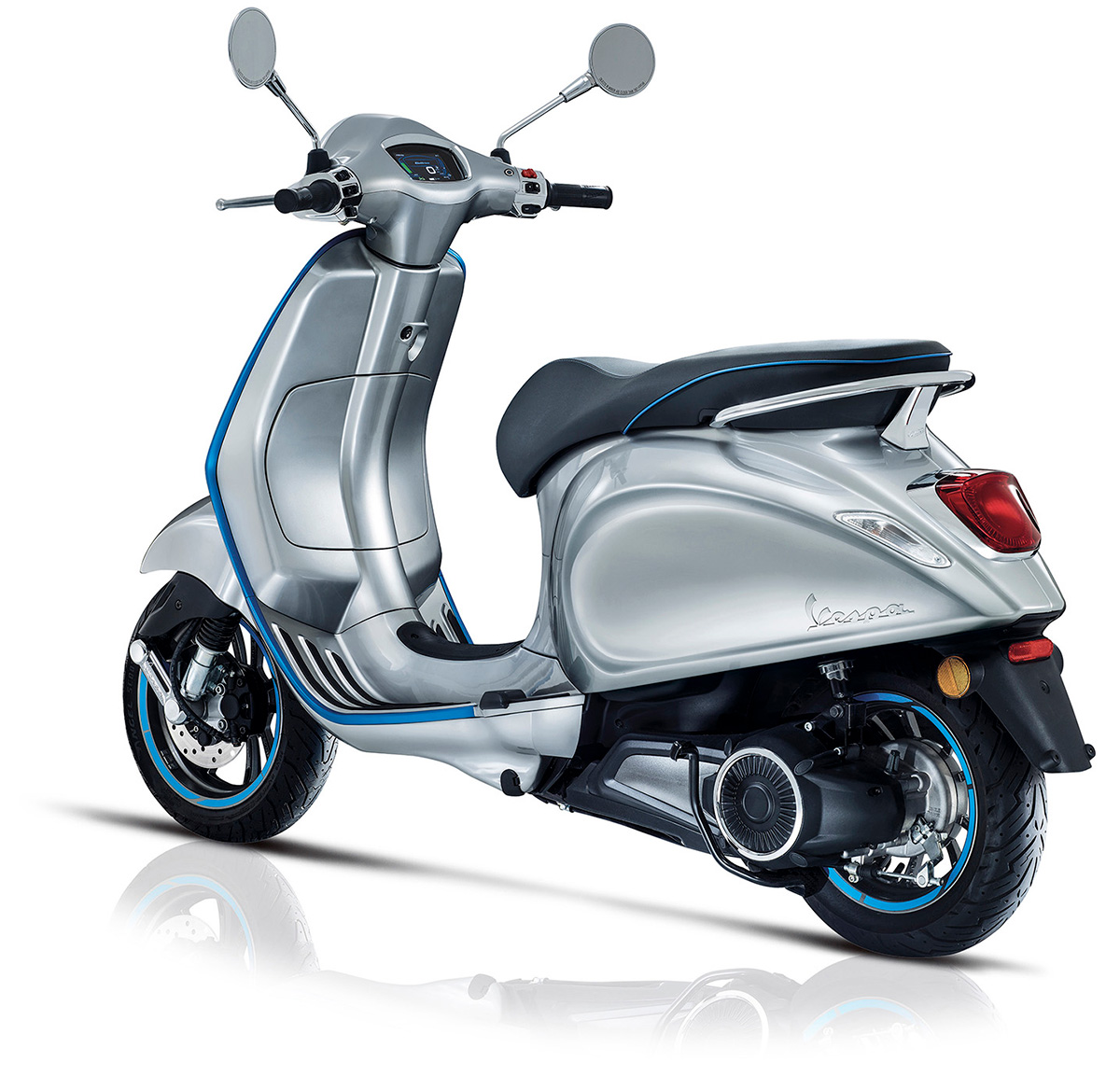 Что может электрический скутер за 800 тысяч: мое мнение о Vespa Elettrica L3