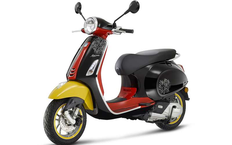 Vespa и Disney объединились, чтобы создать уникальный скутер Микки Мауса