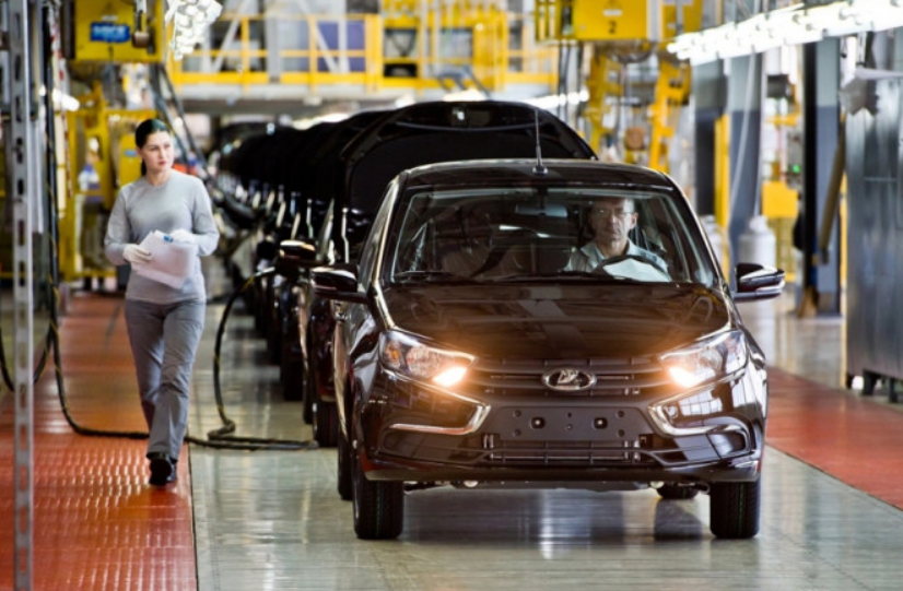 АВТОВАЗ представил инициативы для развития автомобильной промышленности в России
