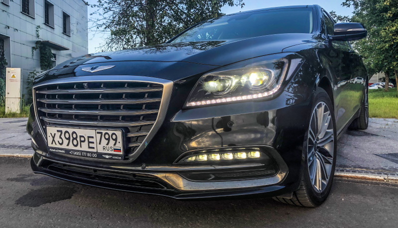 Седан за 4 миллиона — кореец или немец? Сравниваем Genesis G80 и BMW 5