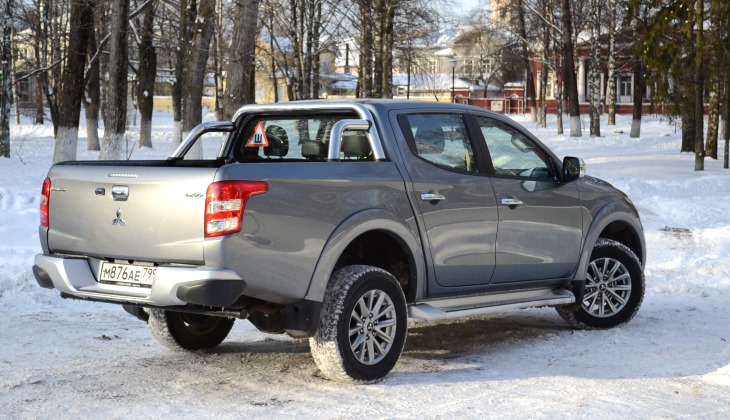 Тест-драйв пикапа Mitsubishi L200