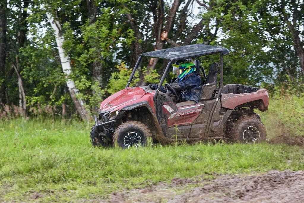 На что способна «Росомаха»: тест мотовездехода Yamaha Wolverine Х2/Х4