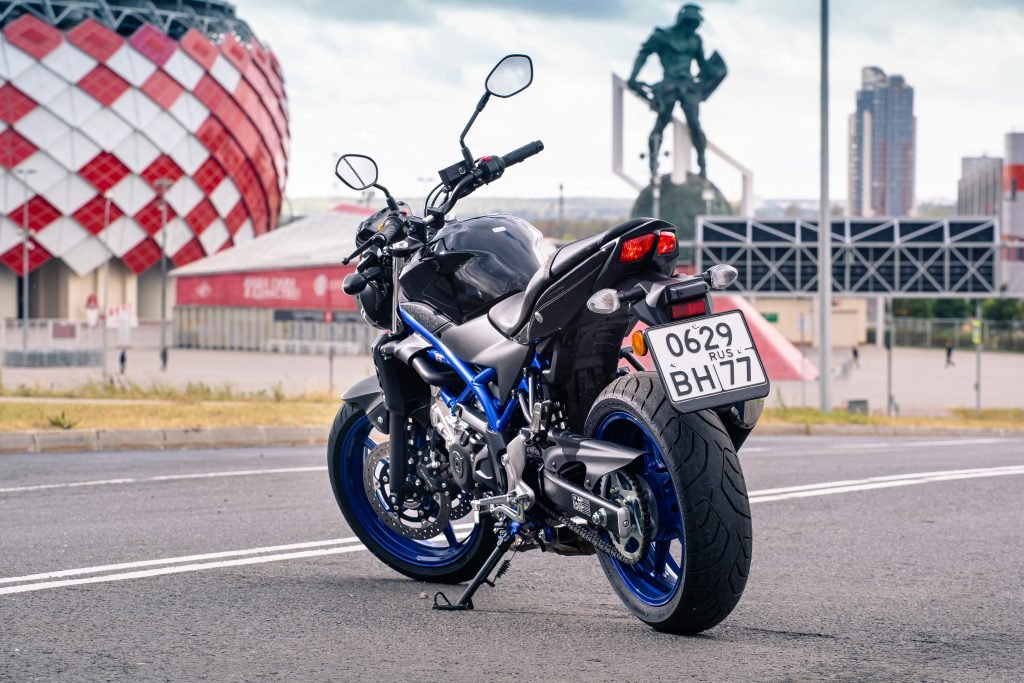 Suzuki SV650A: выглядит просто, стоит как автомобиль, но конкурентов почти нет