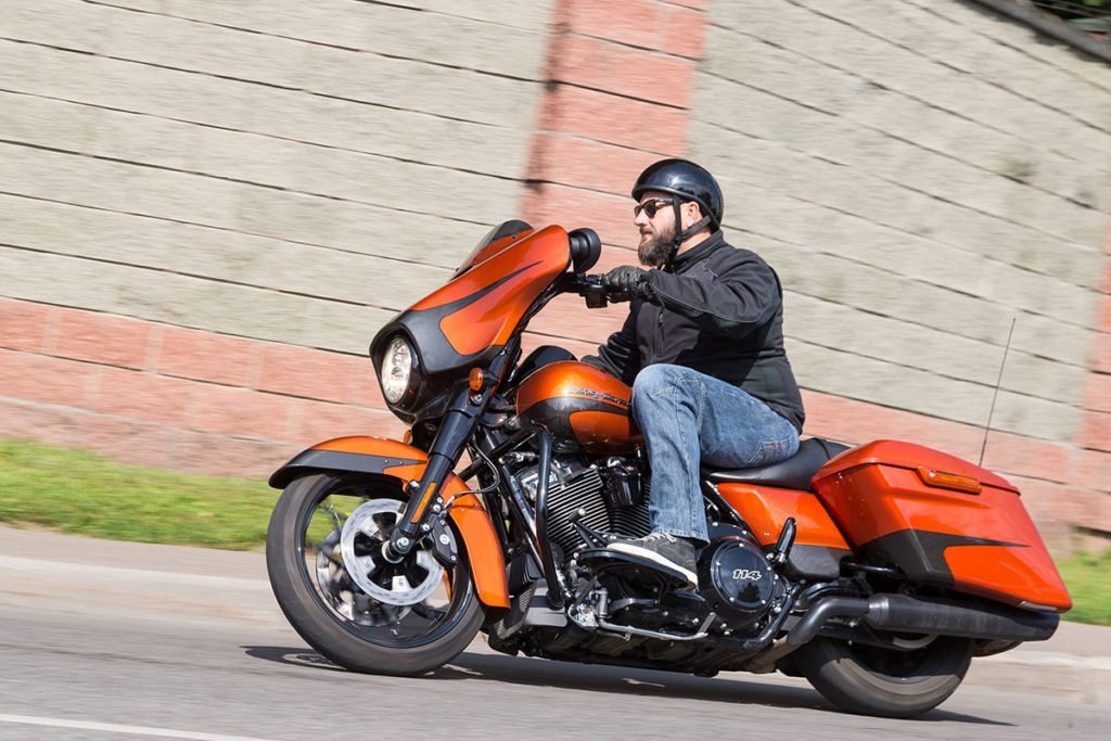 Harley-Davidson Street Glide Special. Пепелац за 2,4 млн рублей