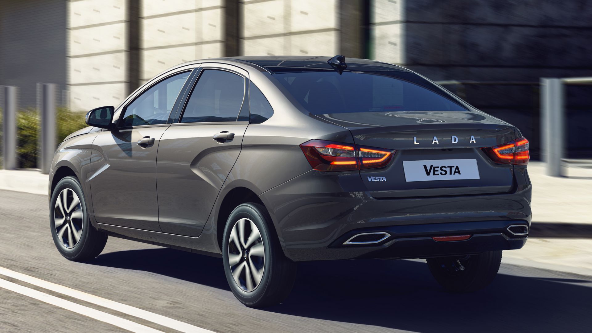 Автовзгляд: Россияне не хотят покупать новую Lada Vesta NG из-за высокой цены