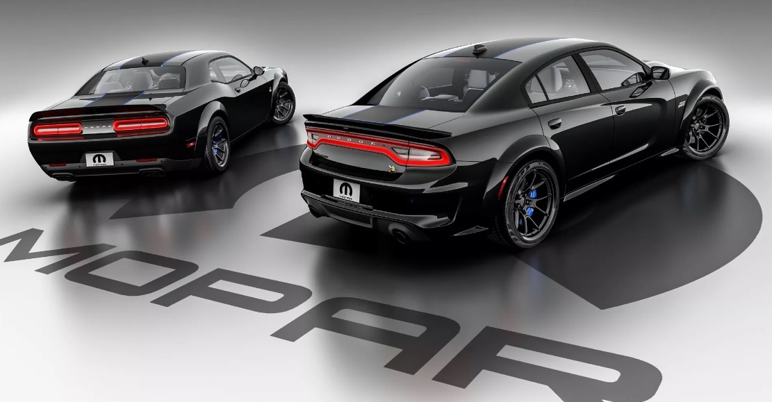 Dodge выпустил спецверсии Charger и Challenger Mopar Edition с синими акцентами и 485 л.с.