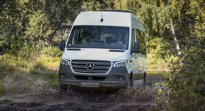 Mercedes-Sprinter-3n.webp