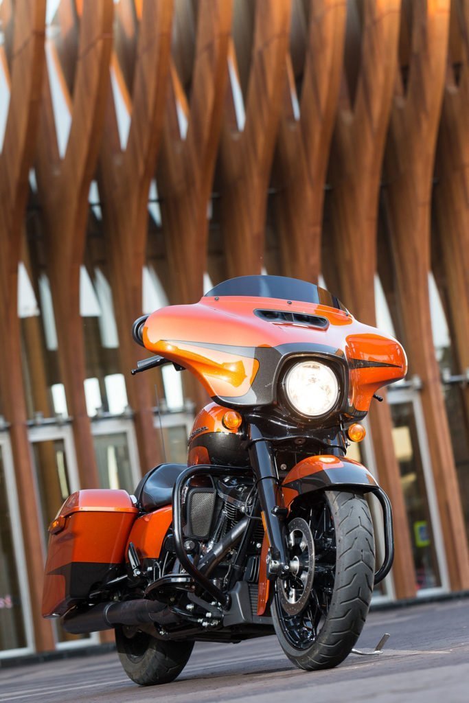 Harley-Davidson Street Glide Special. Пепелац за 2,4 млн рублей