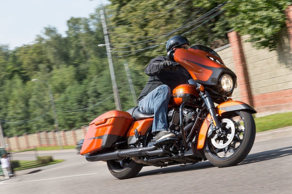 Harley-Davidson Street Glide Special. Пепелац за 2,4 млн рублей