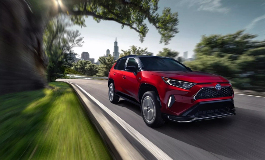 2021-toyota-rav4-prime-chicago-livepics-31.webp