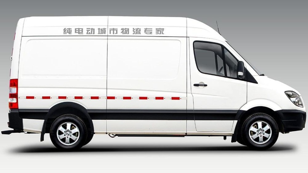 В России сертифицируют еще одного конкурента Газели NN с дизайном под Mercedes-Benz Sprinter