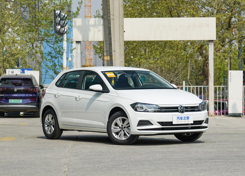 В Москве продают хэтчбек Volkswagen Polo из КНР по цене 2,35 млн рублей