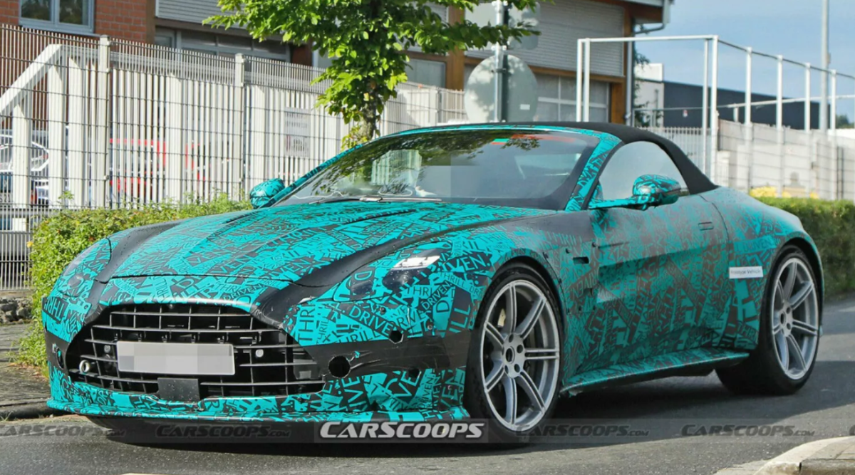 Новый родстер Aston Martin Vantage получил неузнаваемую лицевую часть 