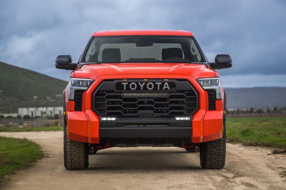 168 000 пикаповв Toyota Tundra могут самопроизвольно загореться 