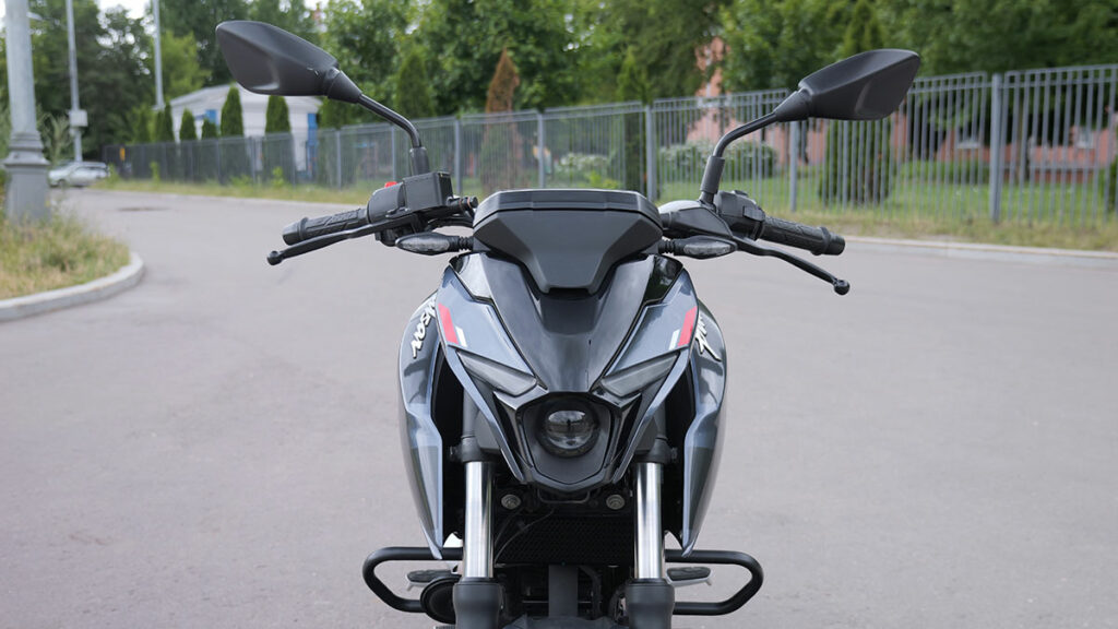 Взял Bajaj Pulsar N250: мое мнение об индийском мотоцикле