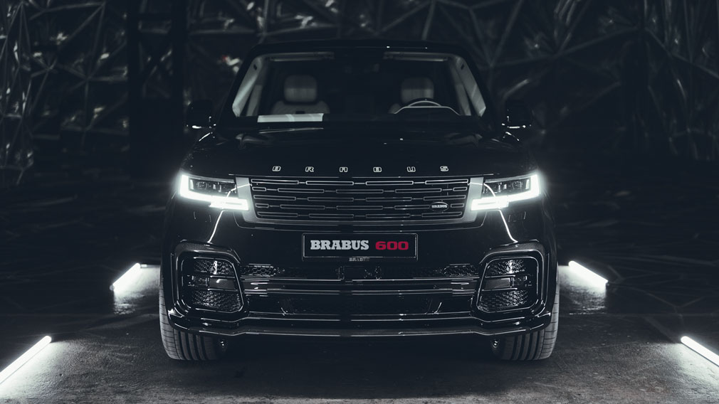 Тюнинг-ателье Brabus представило 600-сильный Range Rover с фисташковым салоном