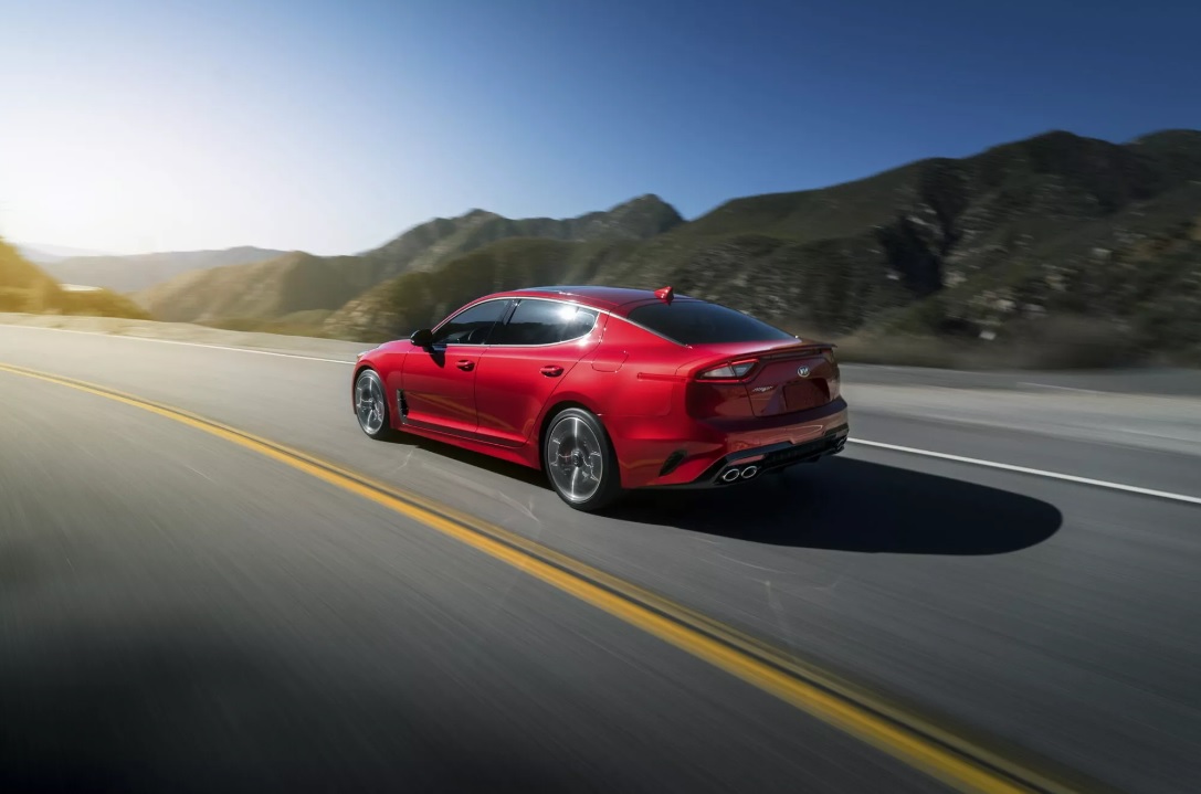 Kia отзывает 18 тыс. Kia Stinger из-за неисправного топливного насоса