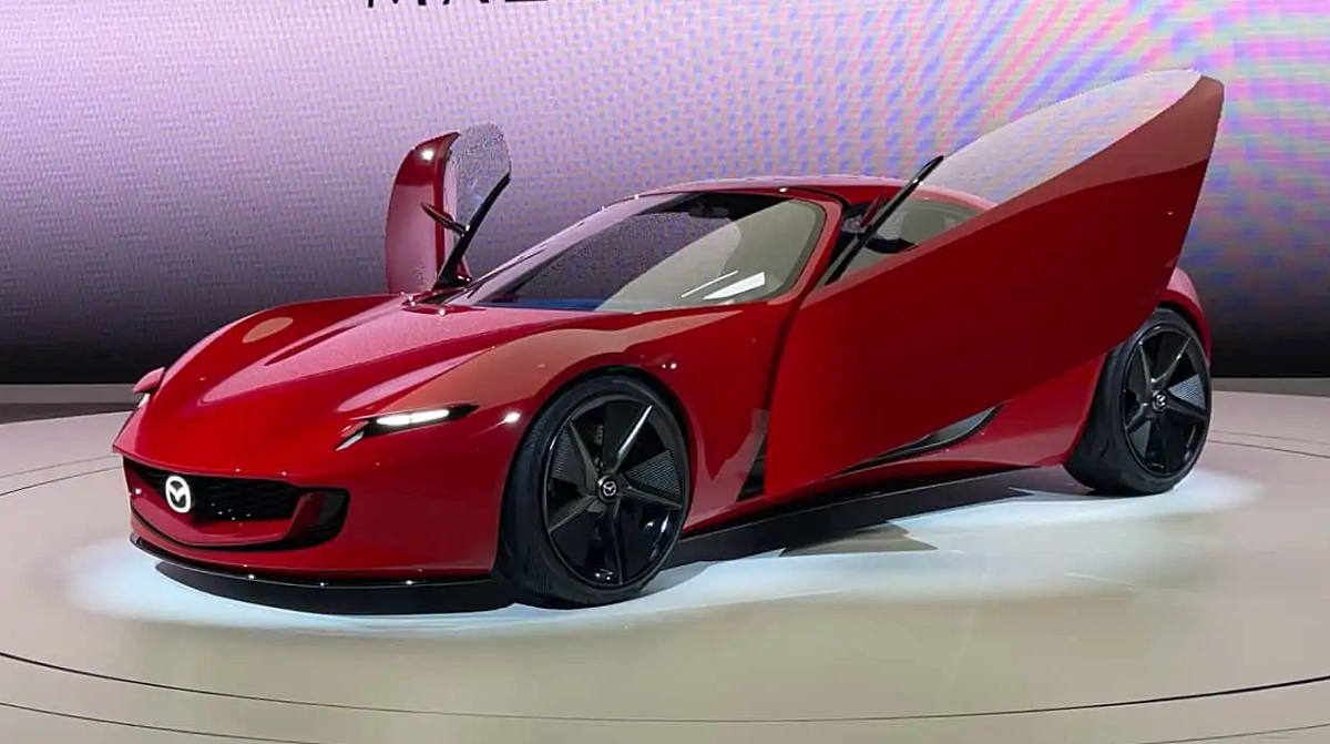 Mazda представила концепт Iconic SP на выставке Japan Mobility Show