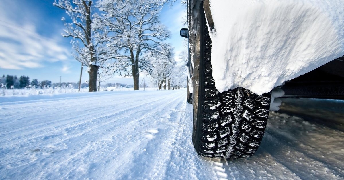 ГИБДД РФ начала штрафовать водителей за неправильно установленные зимние шины