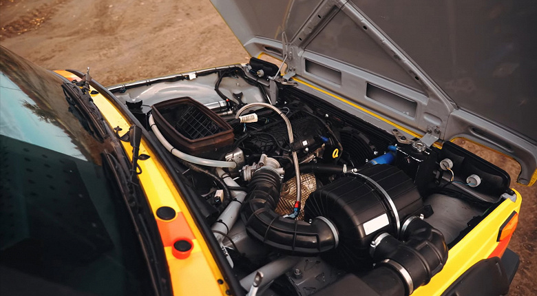АвтоВАЗ представил мощную гоночную LADA NIVA со 150-сильным двигателем