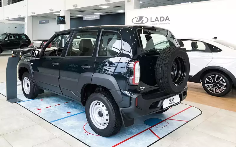 Автожурнал «За рулем» организовал рейд по официальным дилерским центрам Lada