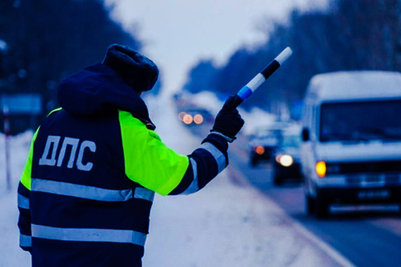 ГИБДД РФ начала штрафовать водителей за неправильно установленные зимние шины