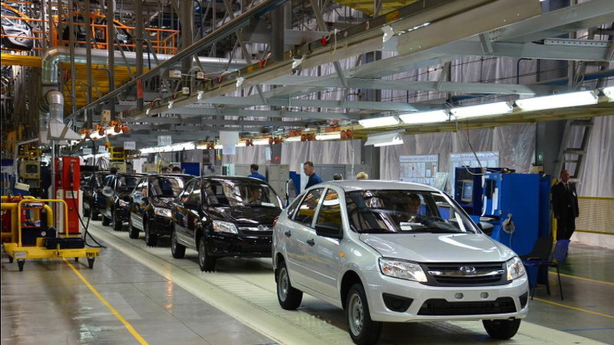 АвтоВАЗ выпустит более 200 тыс. автомобилей LADA Granta по итогам 2023 года