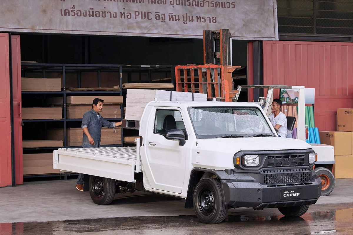 Пикап Toyota Hilux Champ представлен в Таиланде как «рабочая лошадка» за 13 тысяч долларов