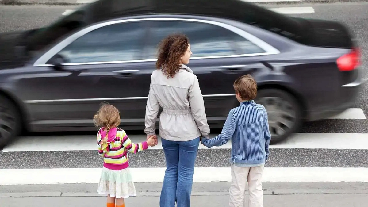 Почему машины с квадратной вертикальной передней частью более опасны для пешеходов?