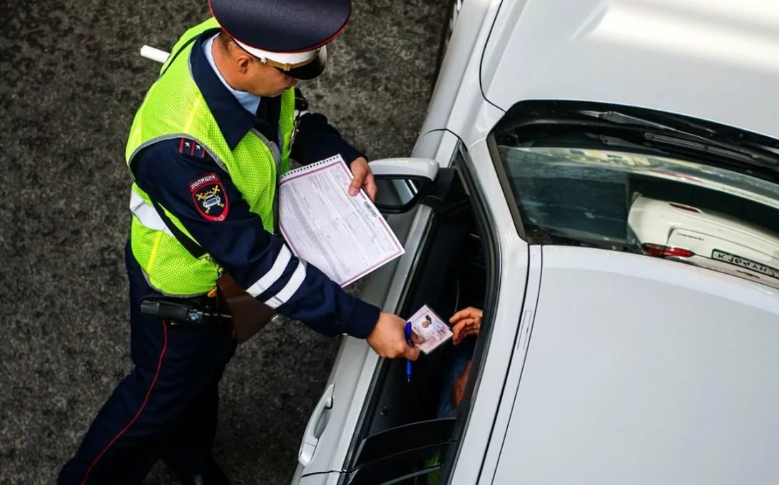 Инспекторы ГИБДД стали выявлять неисправности автомобилей на глаз, по слуху и запаху