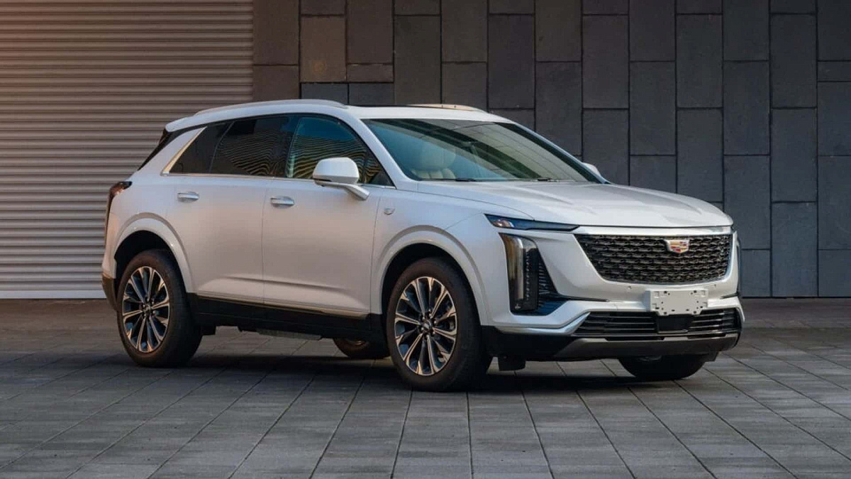 Новый кроссовер Cadillac XT5 рассекретили в Китае