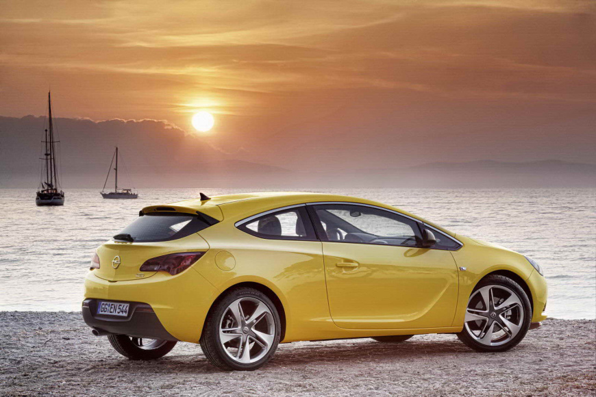 Opel_Astra_GTC_2012_dailyauto.ru_10.jpg