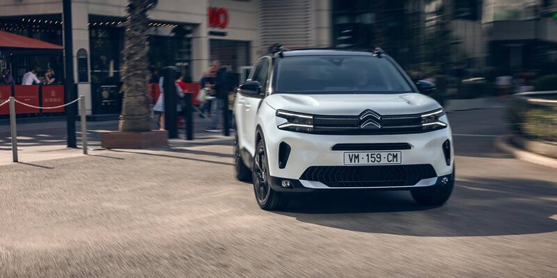 В России запущены продажи кроссоверов Citroen C5 Aircross с фирменной гарантией