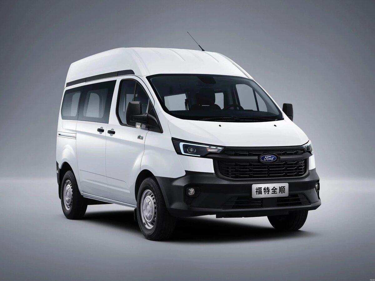  Quto: в Россию едет крупная партия Ford Transit Custom из Китая