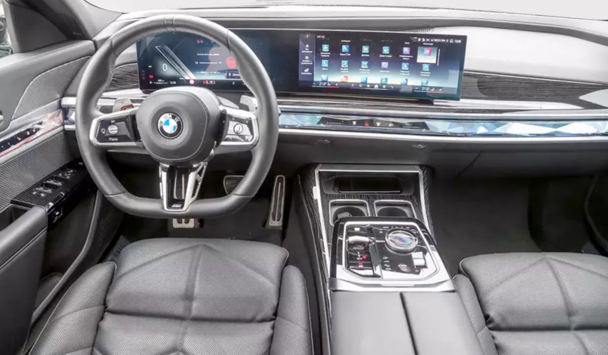 За рулем провел тест полноприводного BMW 740d с M‑пакетом