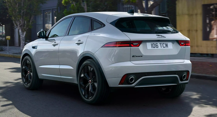 Jaguar-E-Pace-3.webp