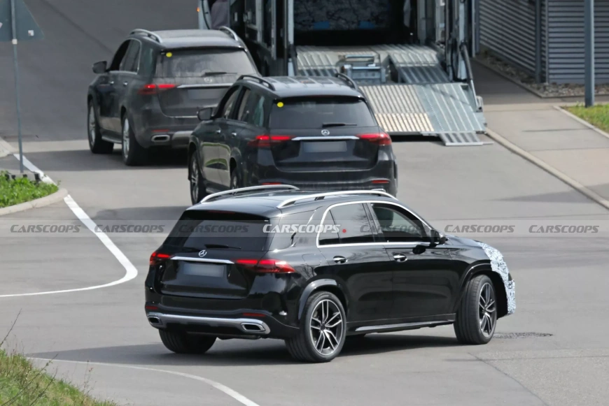 2026-Mercedes-GLE-Spied-CarScoops-0404-5.webp