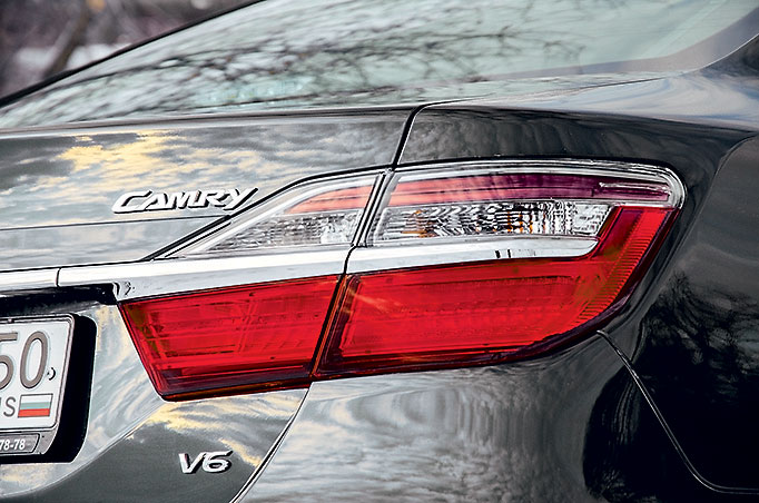 Toyota Camry. Депутатская неприкосновенность