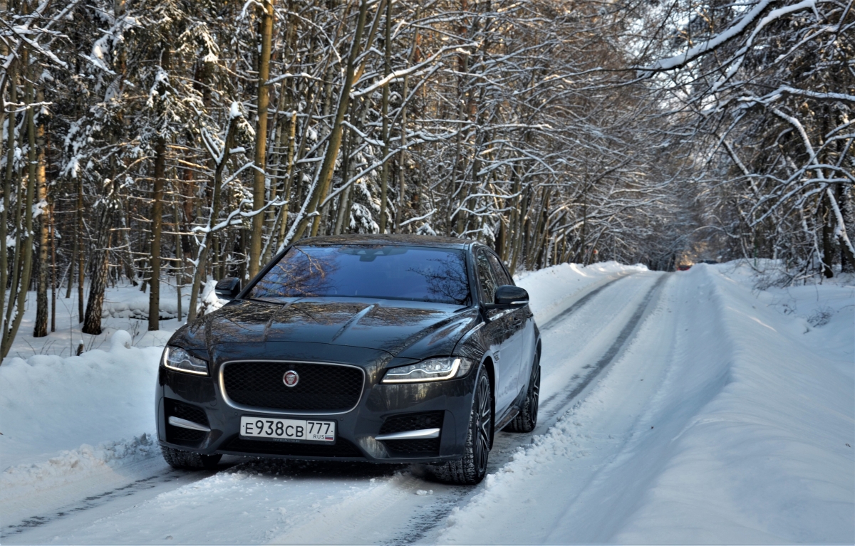 Jaguar XF. Вспоминаем прошлое