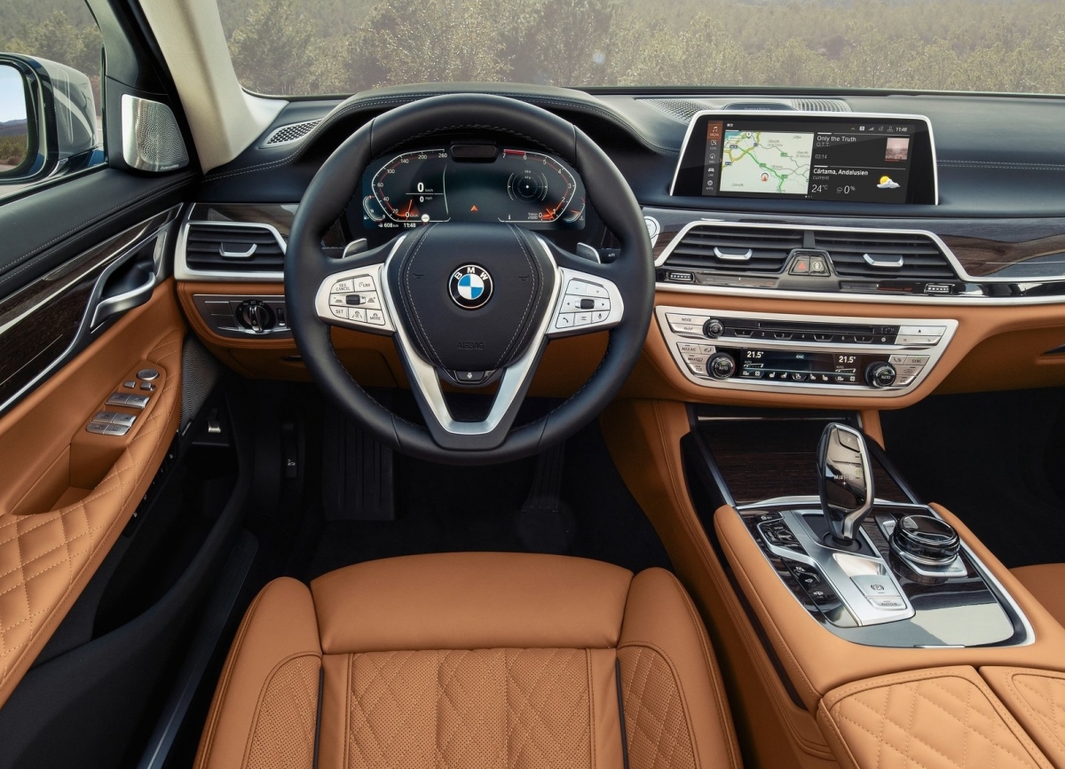 BMW 7-series: дышите глубже