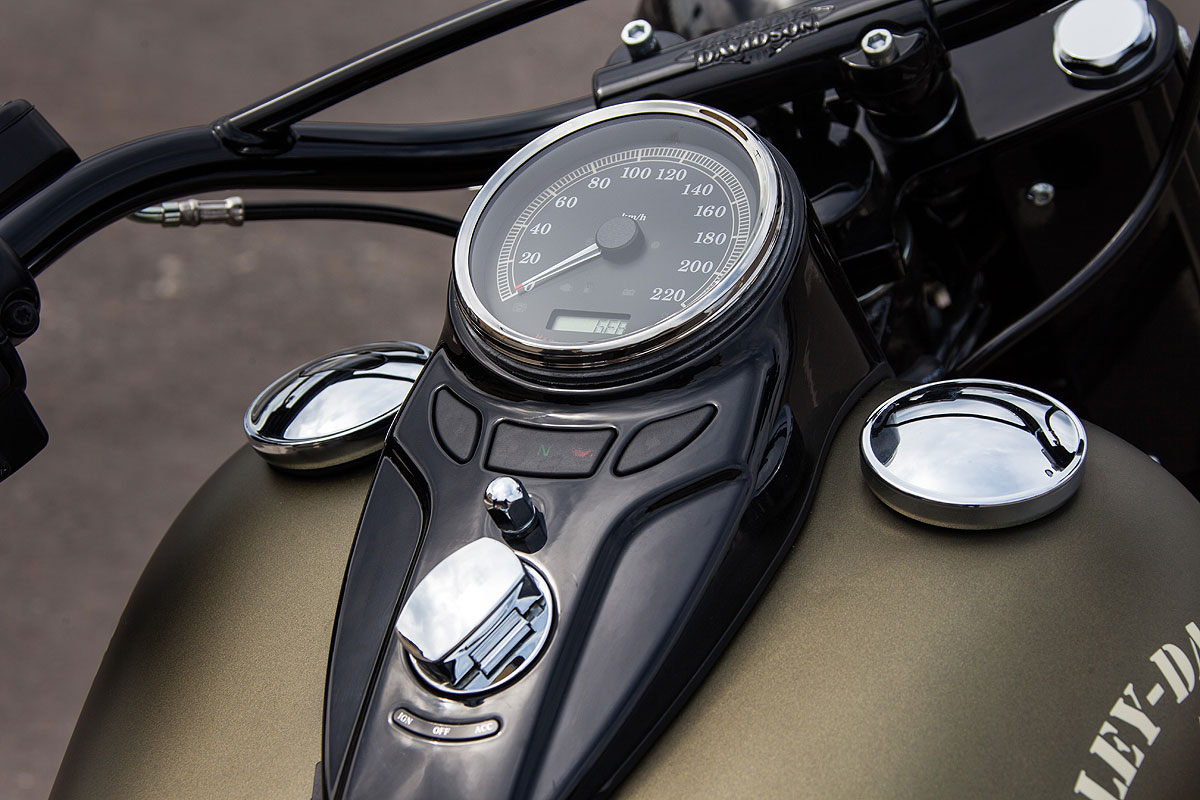 Harley-Davidson Softail Slim S. Дрэгстер