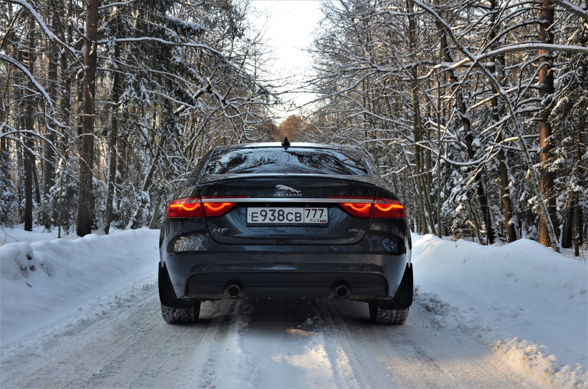 Jaguar XF. Вспоминаем прошлое