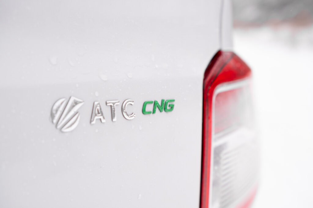 Renault Logan CNG: дешевая заправка и запас хода 1000 км