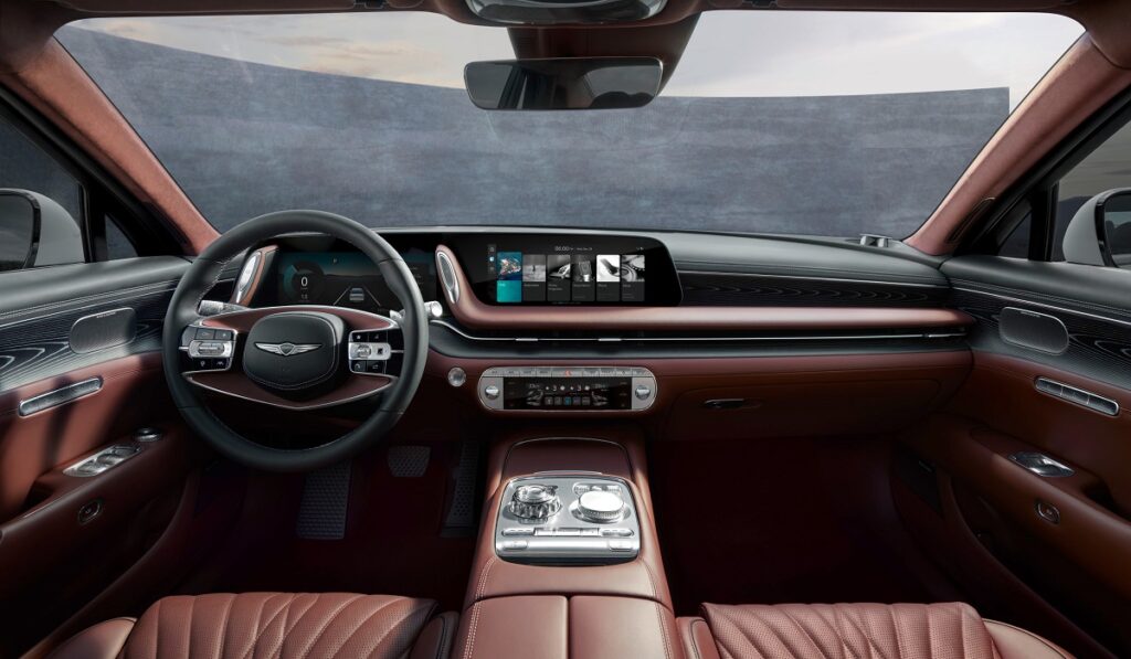 Представлен новый Genesis G90: корейцы удивили, насколько роскошным он стал