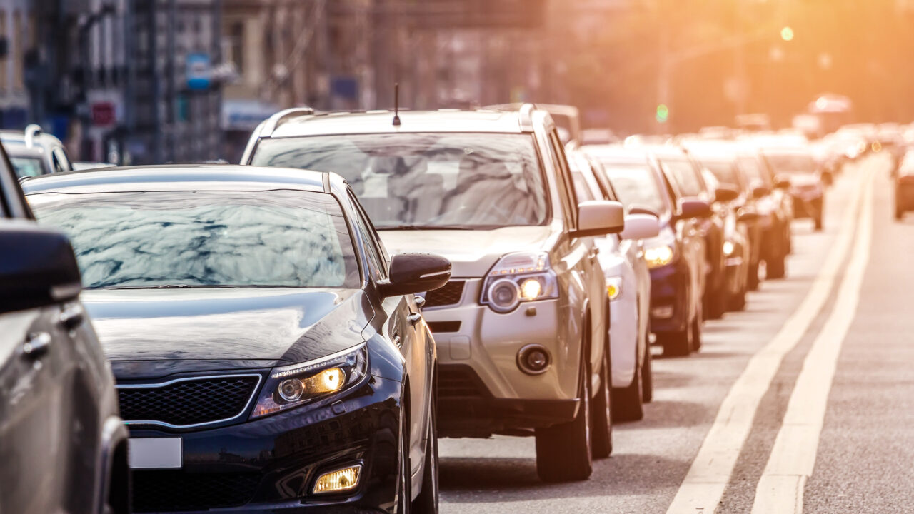 Эксперты назвали способы сделать автомобиль незаметным для инспекторов ДПС