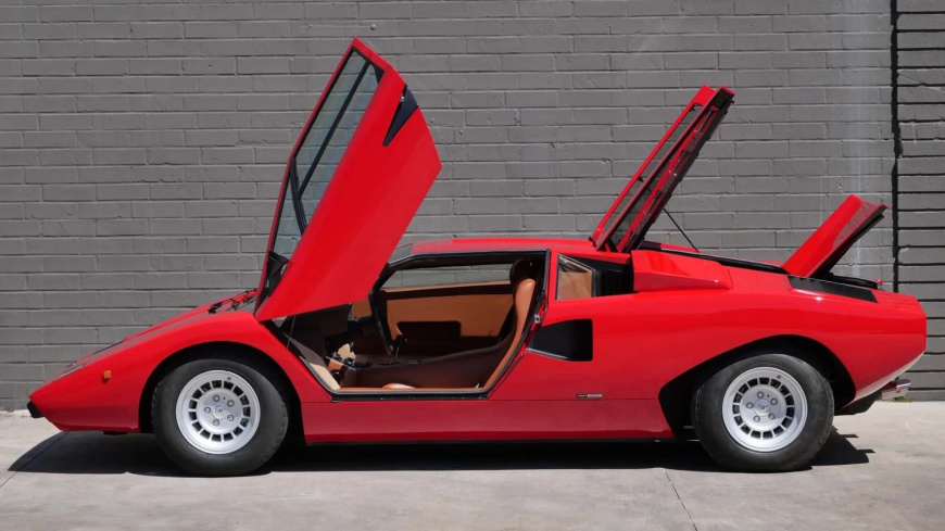 lamborghini-countach-owned-by-rod-stewart.jpg