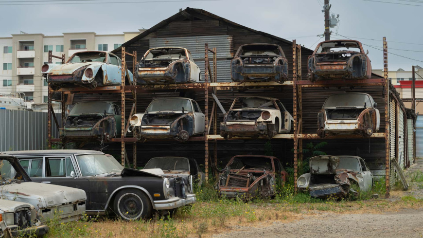 the-junkyard-the-rudi-klein-collection.-photo-credit-robin-adams-rm-sotheby-s.jpg