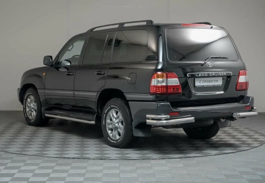 Автоэксперт Панфилов объяснил, почему нельзя покупать Toyota Land Cruiser 100