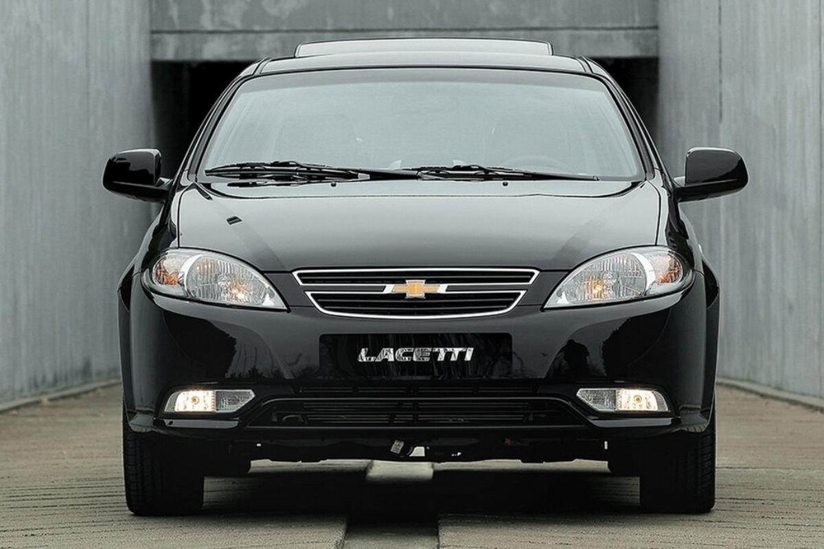 В Узбекистане расследуют массовое возгорание бюджетных Chevrolet Lacetti